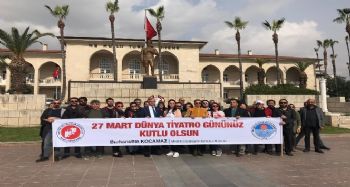 Mersin'de Dünya Tiyatrolar Günü kutlandı
