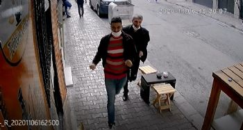 Herkesin gözü önünde vatandaşların ceplerinden paralarını çaldılar
