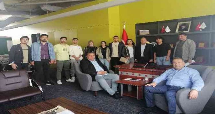 Ankara'da okuyan Tarsuslu üniversite öğrencilerine burs