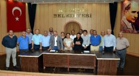 AKDENİZ BELEDİYESİ MECLİSİ’NDEN DARBEYE KARŞI ORTAK BİLDİRİ