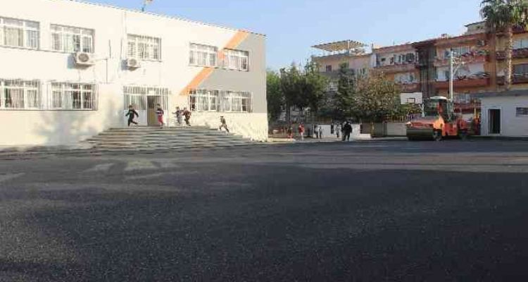 AKTAY: CHP’NİN GELECEĞİ EMİN ELLERDE