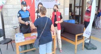 Mersin polisi, kentte gelen öğrencileri karşılıyor