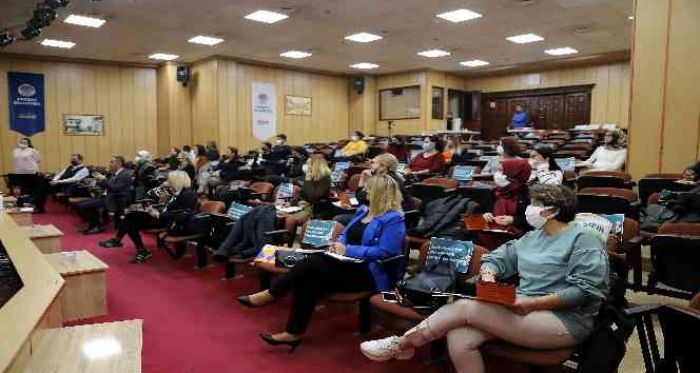 Akdeniz Belediyesi personeline ‘proje yönetimi ve danışmanlığı’ eğitimi