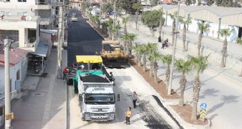 Karacailyas'ta alt yapı ve üst yapı çalışmaları birlikte yürüyor