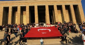 Toroslar'dan Anıtkabir'e kadar pedal çevirdiler