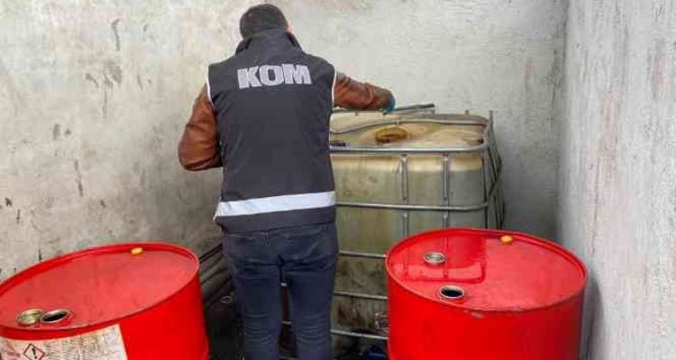 Mersin'de 4 bin 350 litre kaçak akaryakıt ele geçirildi