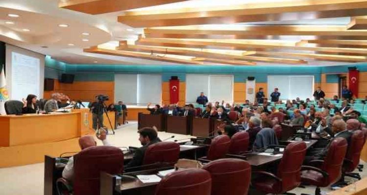 Tarsus'ta oto galeri sitesi projesi bir kez daha reddedildi