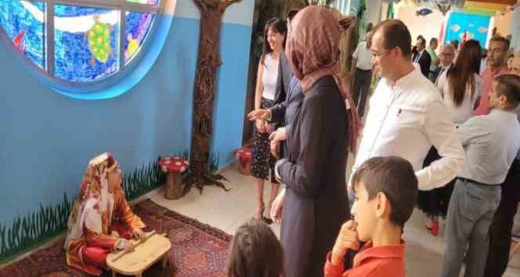 İlkokul öğrencilerinden ‘geri dönüşüm' sergisi