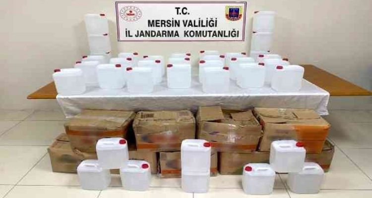 Mersin'de 350 litre sahte alkol ele geçirildi