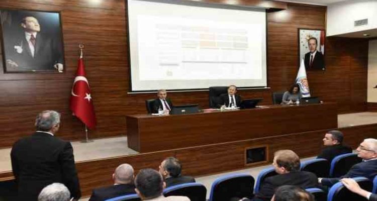 Vali Pehlivan: Mersin'de 2022 yılında 726 projeye yürütüldü