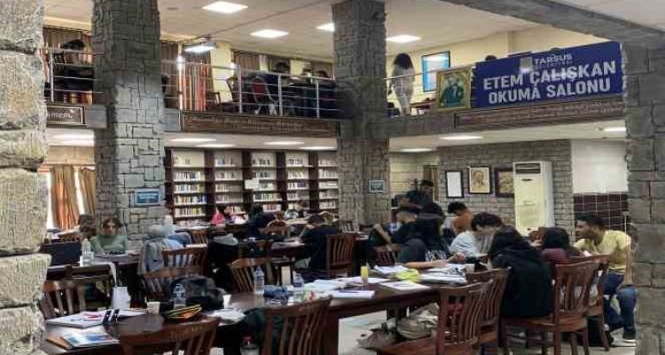 Tarsus Belediyesi okuma salonlarını 1 yılda 42 bin 472 kişi ziyaret etti