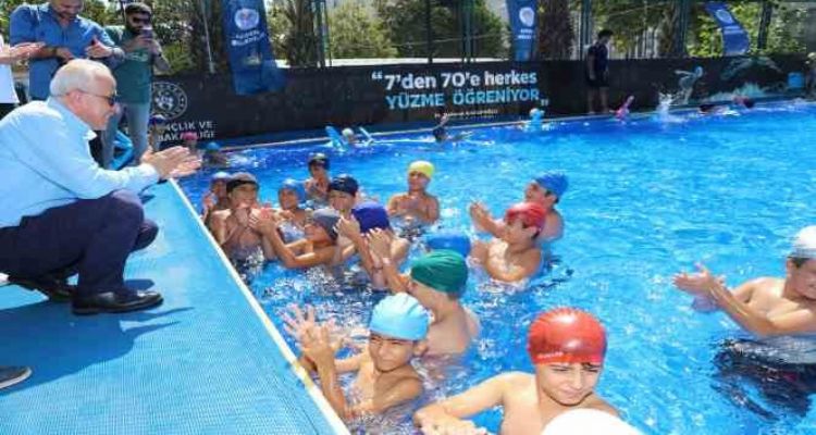 Akdeniz'de ücretsiz yüzme kursları başlıyor
