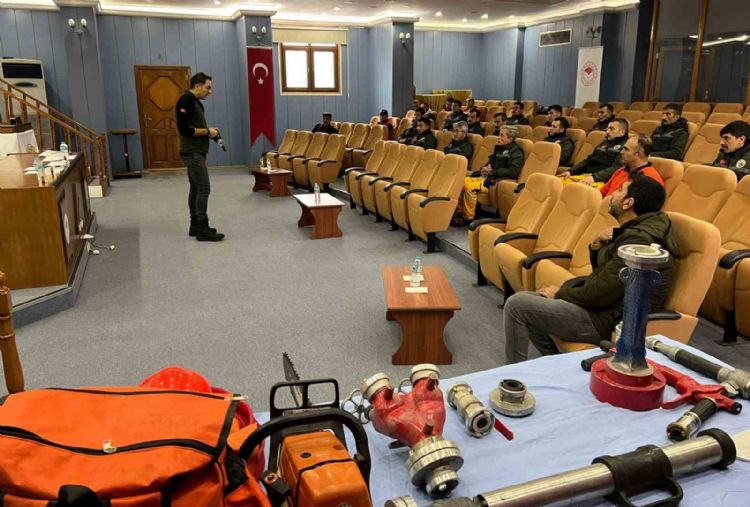 Mersin’de yangın gönüllülerine eğitim verildi