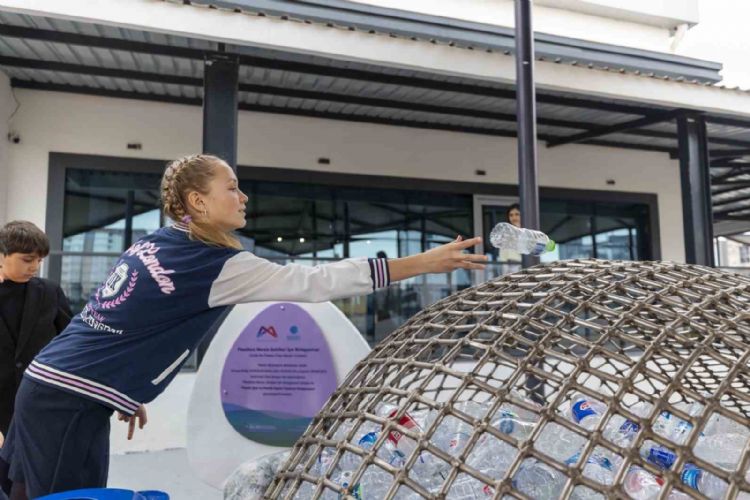 Mersin Büyükşehir Belediyesinden ‘plastiksiz sahil’ için önemli adım