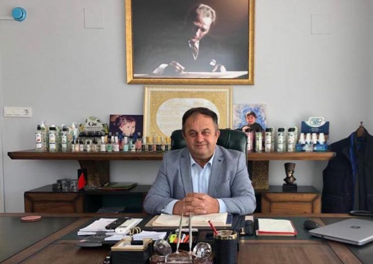 ASGARİ ÜCRET İŞÇİYİ DE İŞVERENİ DE MUTLU ETMELİ