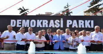 MERSİN’DE DEMOKRASİ PARKI AÇILDI