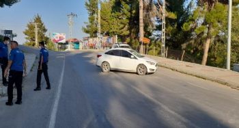Şüpheliyi eve gitmekte olan polis memuru yakaladı