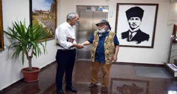 Sanatçı Etem Çalışkan'dan Tarsus'un kurtuluşunun 100. yılına özel sergi