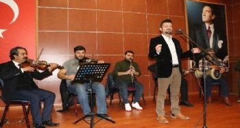 Mersin Büyükşehir Belediyesi koroları konserlere hazırlanıyor