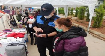 Mersin polisi, vatandaşları bilgilendirdi