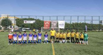 Mersin'de Atatürk'ü Anma 10 Yaş Futbol Turnuvası başladı