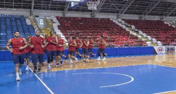 Mersin Büyükşehir Belediyesi Erkek Basketbol Takımı sezonu açtı