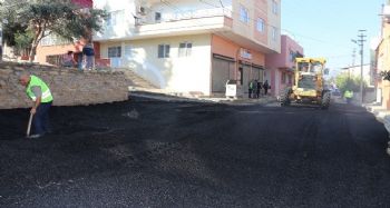 Toroslar'da asfalt çalışmaları sürüyor