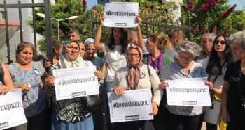 Mersinli kadınlardan ’Kübra Aşkın’ cinayeti protestosu