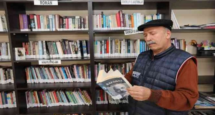 Hem kitap okuyor hem üretiyorlar