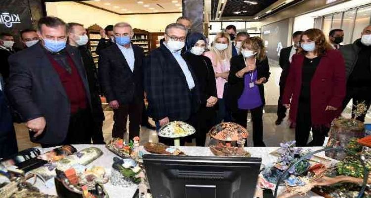 Mersin'de 'Sıfır Atık Geri Dönüşüm Sergisi' açıldı