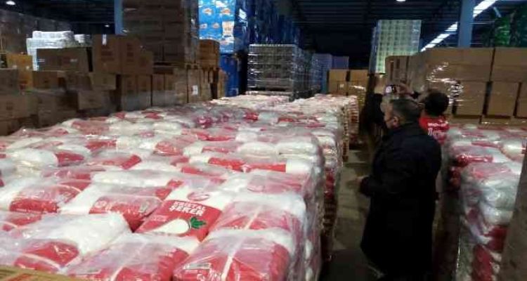 Raflarda olmayan toz şekerler depolardan çıktı