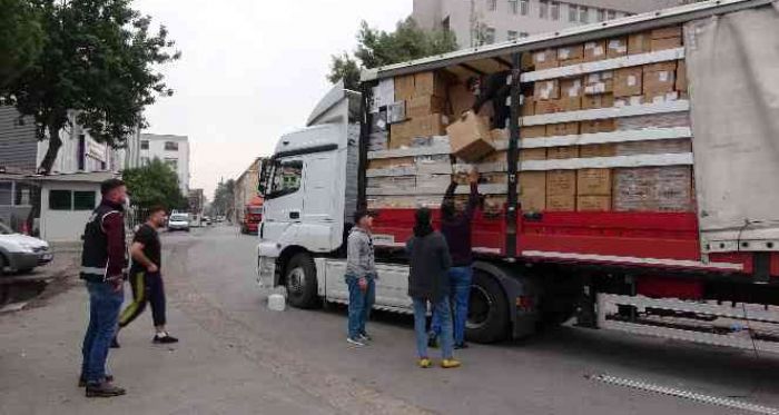 Mersin'de bir tırda bin litre etil alkol ele geçirildi