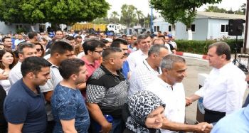Başkan Seçer, Büyükşehir ve MESKİ personeliyle bayramlaştı