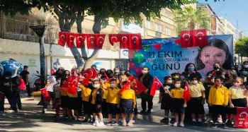 Mersin'de ‘Dünya Kız Çocukları Günü’ kutlandı