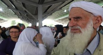 MERSİN’DE HACI ADAYLARI DUALARLA UĞURLANDI