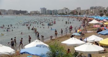 Mersin sahillerinde bayram yoğunluğu