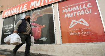 Bu mutfakta 3 çeşit yemek 3 TL