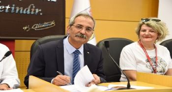 Tarsus Belediyesi'nde memurların çifte bayram sevinci