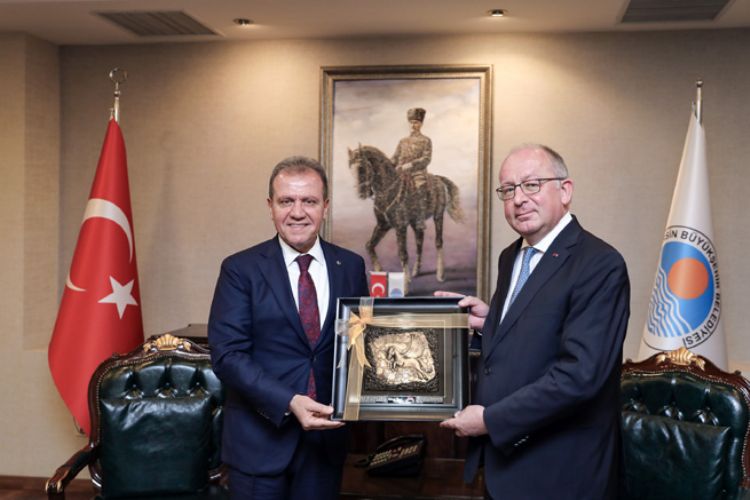 SEÇER: “TEMASLARIN SOSYAL VE KÜLTÜREL AÇIDAN ÖNEMLİ İŞ BİRLİKLERİ SAĞLAYABİLECEĞİNİ DÜŞÜNÜYORUM”