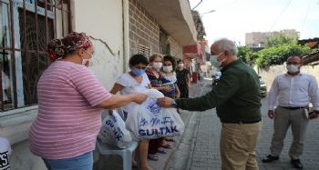 Mersin'de sağlık için 25 ton narenciye dağıtıldı