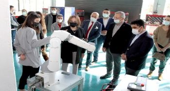 Milletvekili Yılmaz ve İl Başkanı Ercik Model Fabrikayı inceledi