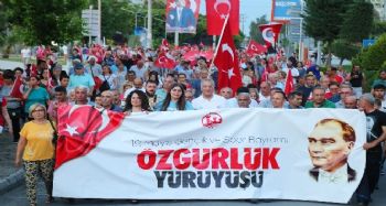 MEZİTLİ’DE ‘ÖZGÜRLÜK YÜRÜYÜŞÜ’ DÜZENLENDİ
