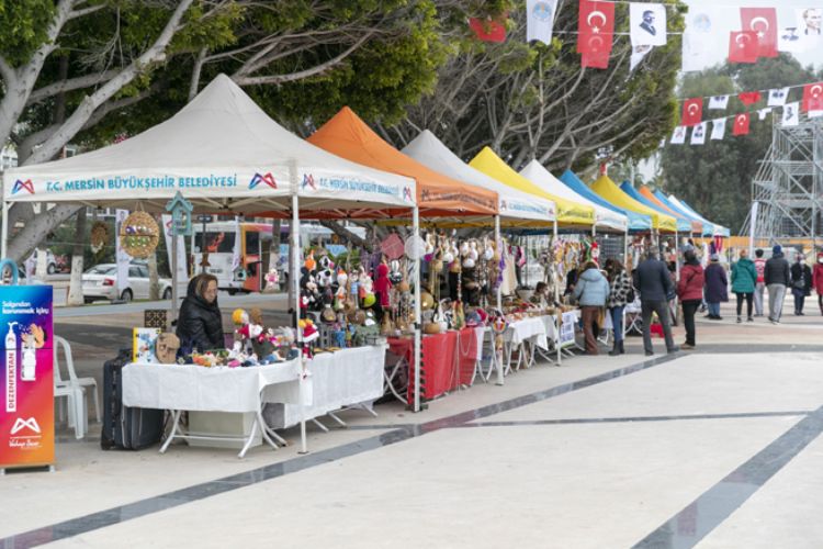 Mersin Büyükşehir’in yılbaşı stantları 30 Aralık’a kadar açık