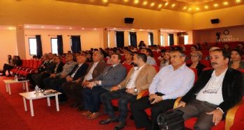 Toros Üniversitesi'nde sağlık turizmi ve sağlık politikaları masaya yatırıldı
