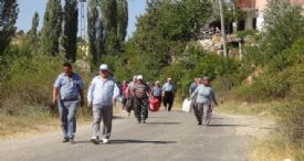 SUYUN İÇİNDE İÇME SUYU SIKINTISI ÇEKİYORLAR