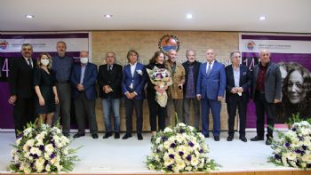 Mersin Kenti Edebiyat Ödülü Eleştirmen Yazar Nurdan Gürbilek’in