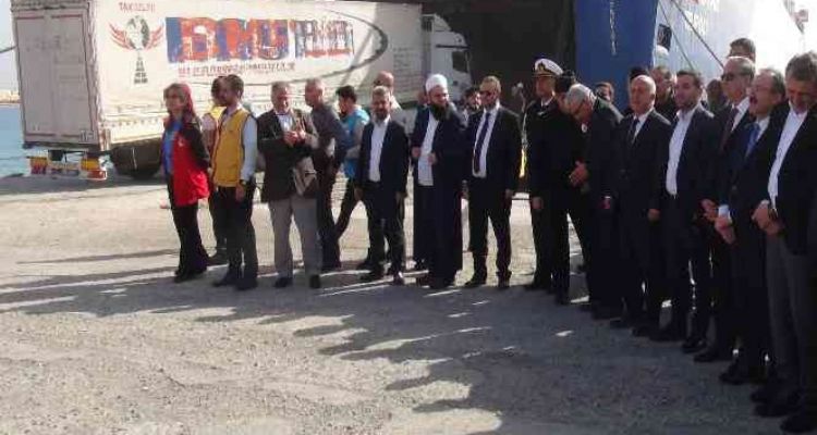 Türkiye'den Lübnan'a 91 tır bin 484 ton insani yardım