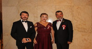 ROTARY KULÜPLERİ CUMHURİYET BALOSUNDA BULUŞTU