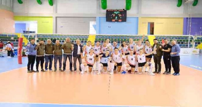 Mersin Büyükşehir takımları sahalardan galibiyetle ayrıldı