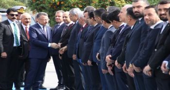 Cumhurbaşkanı Yardımcısı Fuat Oktay Mersin'de
